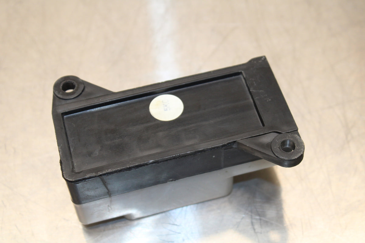 86 SUZUKI GS750ES RELAY ASSEMBLY FUSE BOX BB140