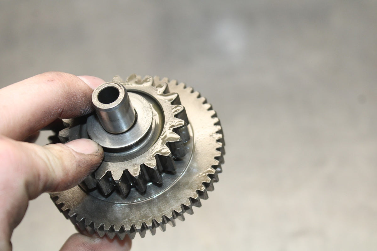 77 SUZUKI GS750 ENGINE MOTOR IDLER IDLING GEAR BB779