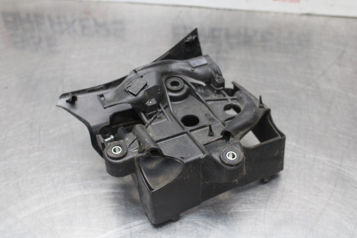 16 DUCATI 959 PANIGALE REAR BACK TAIL UNDERTAIL BATTERY TRAY PLASTIC BB912