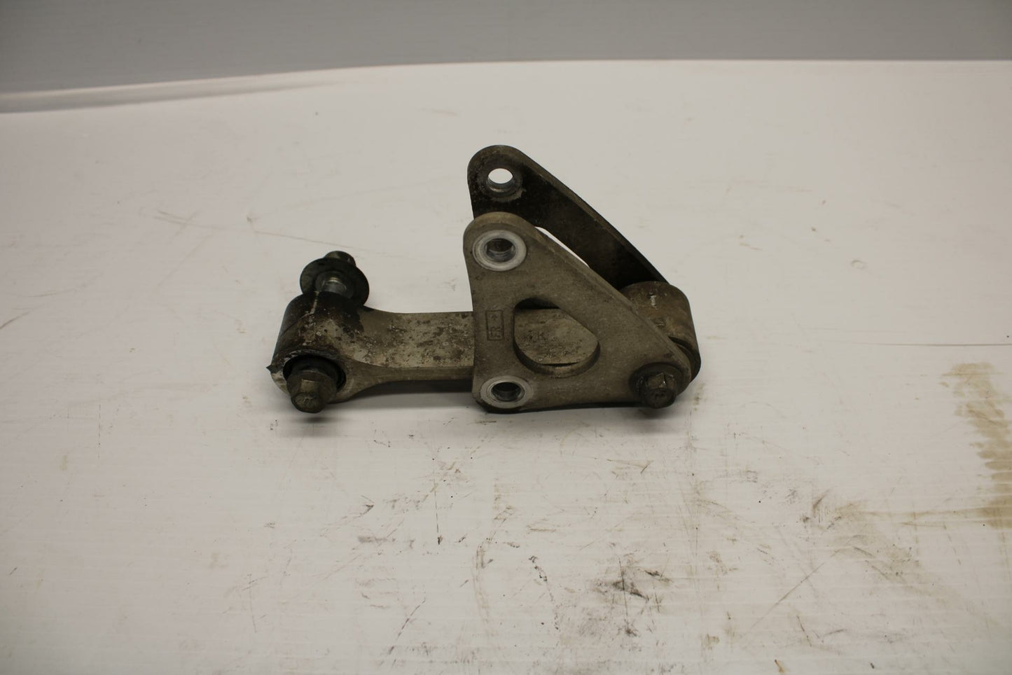 11-19 SUZUKI GSXR600  DOGBONE SHOCK LINKAGE LINK 62602-14860 62611-14J00  BB 241