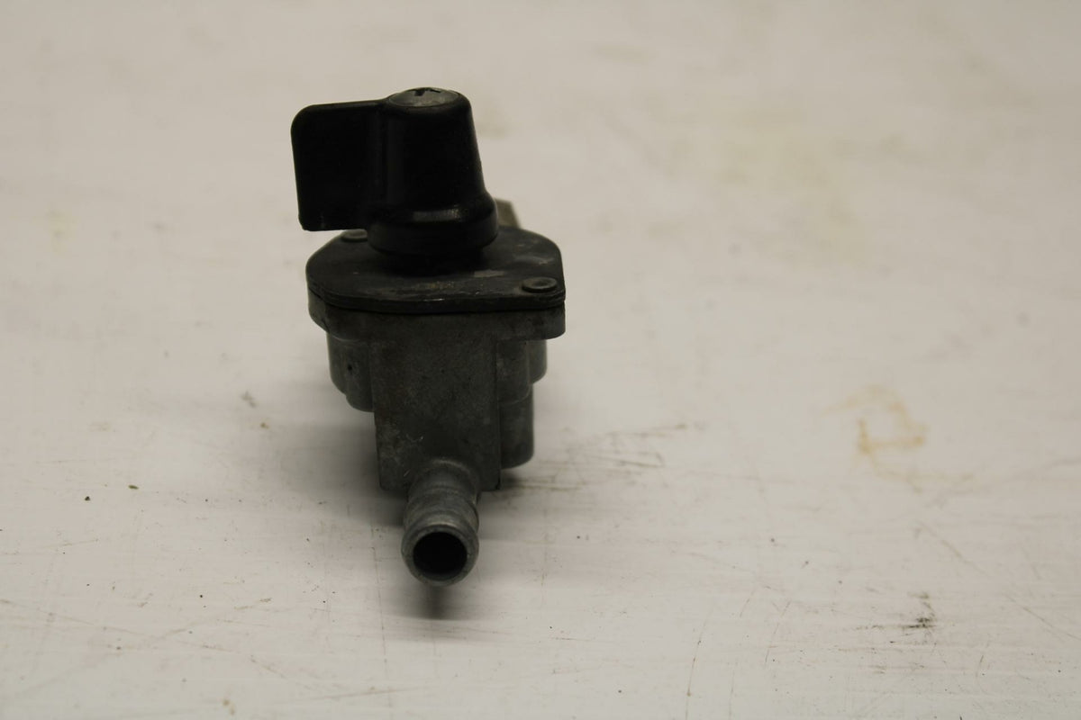 00-07 HONDA SHADOW SABRE 1100 GAS TANK FUEL PETCOCK BB350