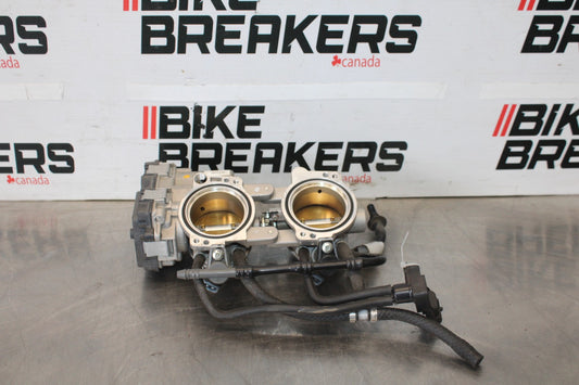 20-23 APRILIA RS660 MAIN FUEL INJECTORS / THROTTLE BODIES BB889