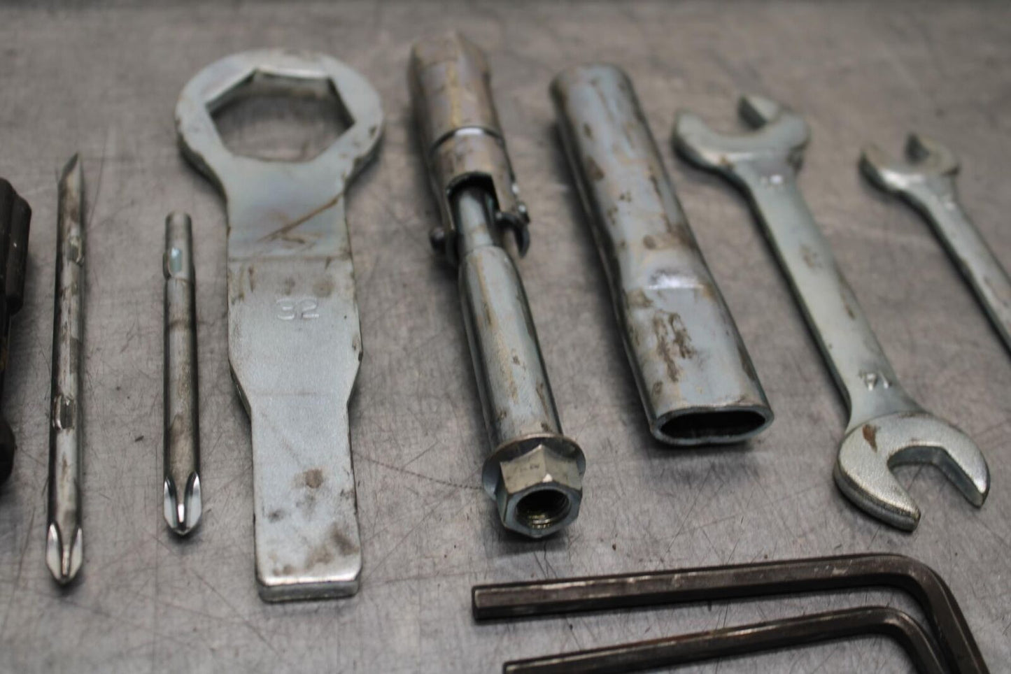 09-12 KAWASAKI NINJA ZX6R ZX600R STOCK TOOLS TOOL BAG KIT SET 56007-0052 BB617