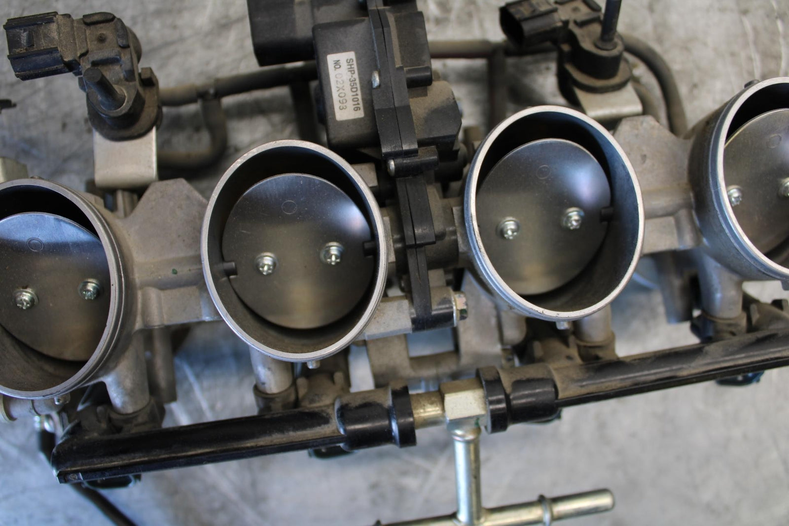 09-12 KAWASAKI NINJA ZX6R MAIN FUEL INJECTORS / THROTTLE BODIES BB544