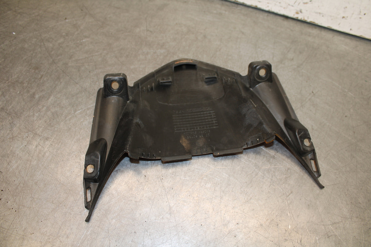13-15 HONDA CBR500R LOWER FRONT UPPER INNER HEADLIGHT COWL FAIRING  BB704