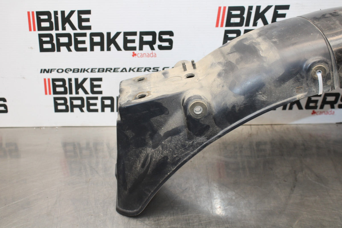 77 SUZUKI GS750 REAR BACK FENDER MUD GUARD BB779