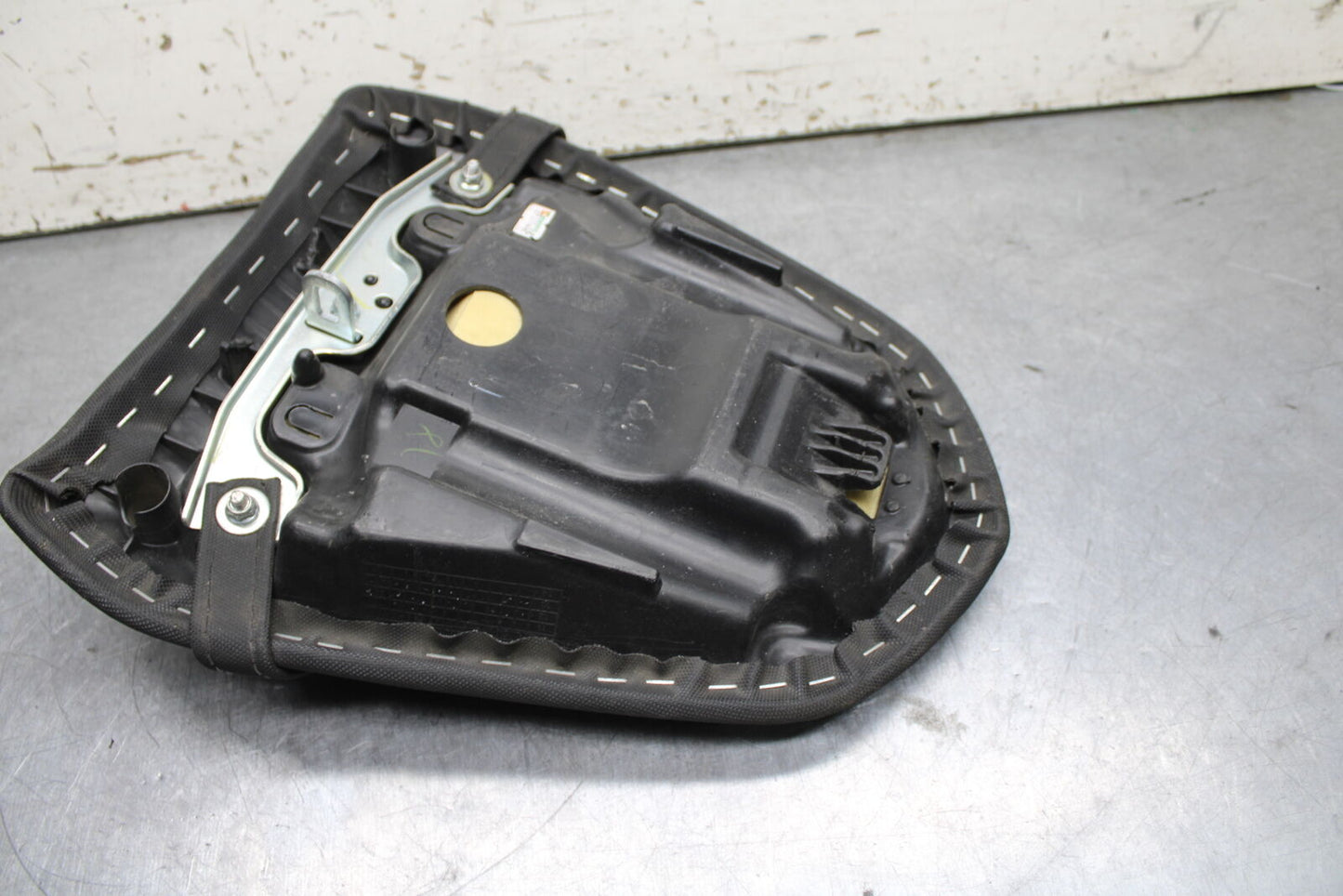 14-15 KAWASAKI NINJA 650 EX650F ABS REAR PASSENGER TANDEM SEAT PAD SADDLE BB741