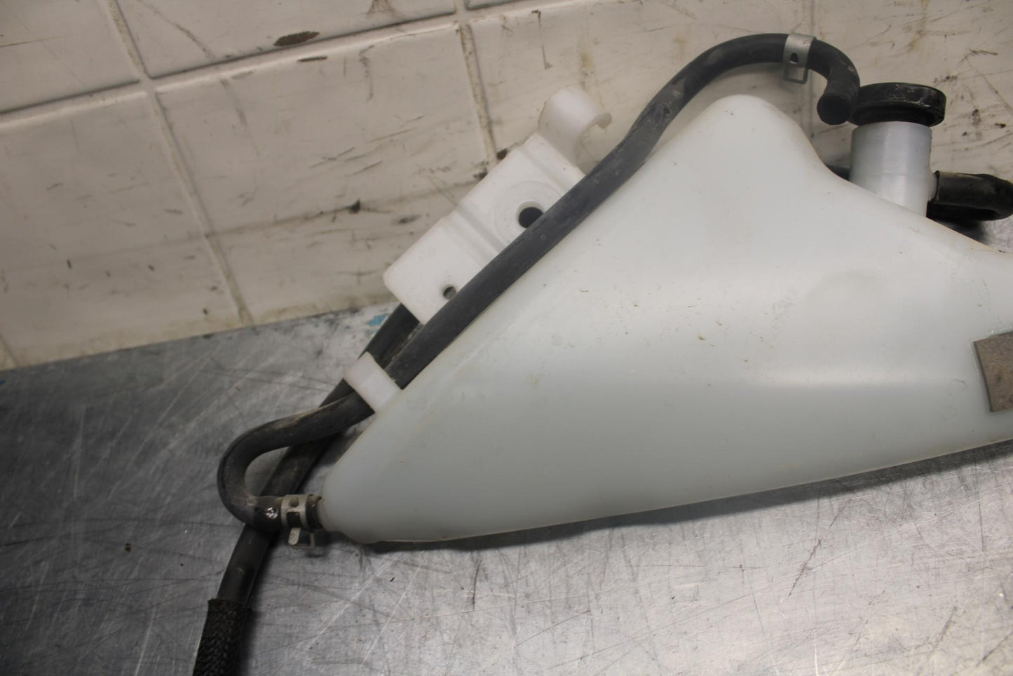 15-21 SUZUKI GSXR600 COOLANT WATER TANK RESERVOIR BOTTLE BB460