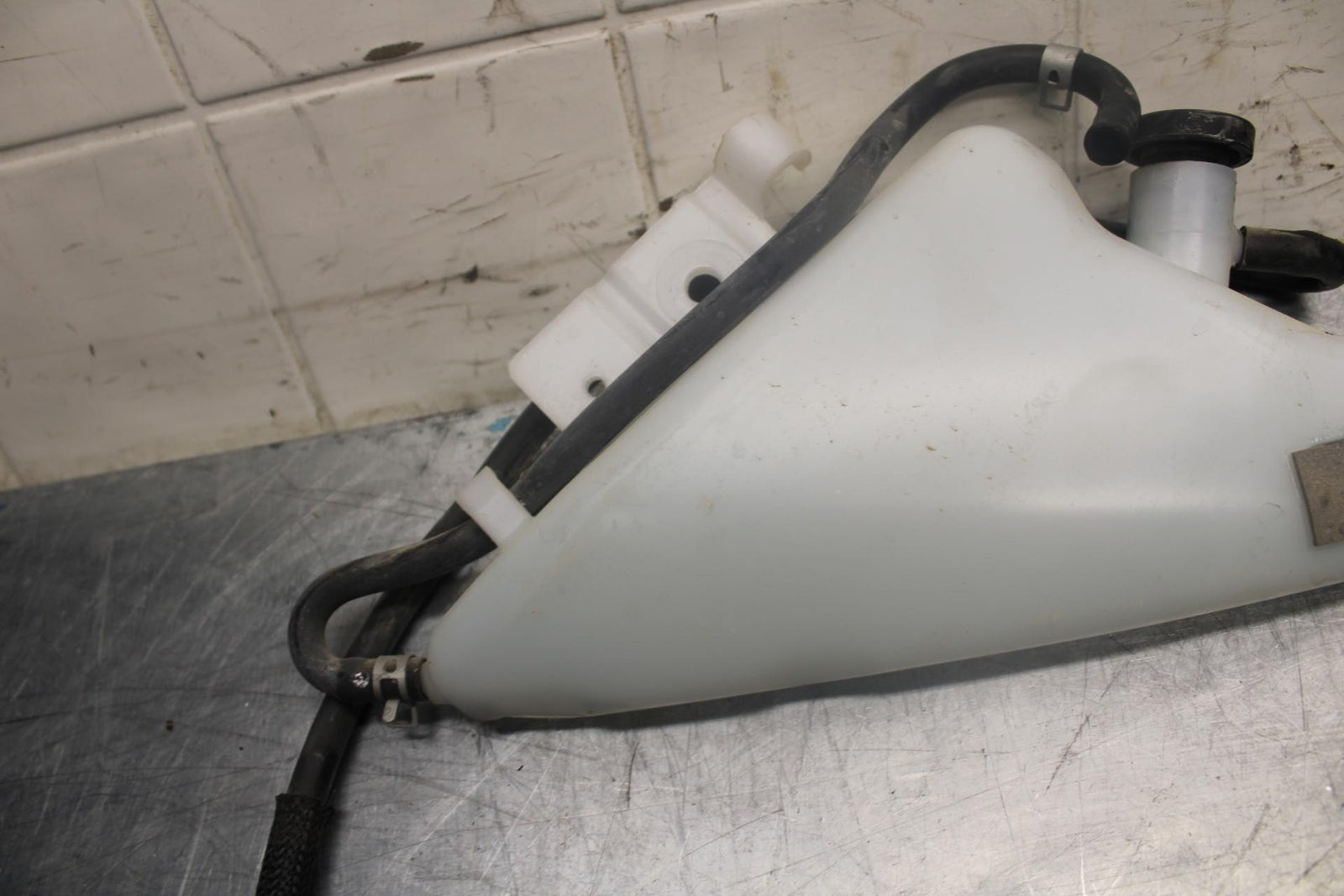 15-21 SUZUKI GSXR600 COOLANT WATER TANK RESERVOIR BOTTLE BB460