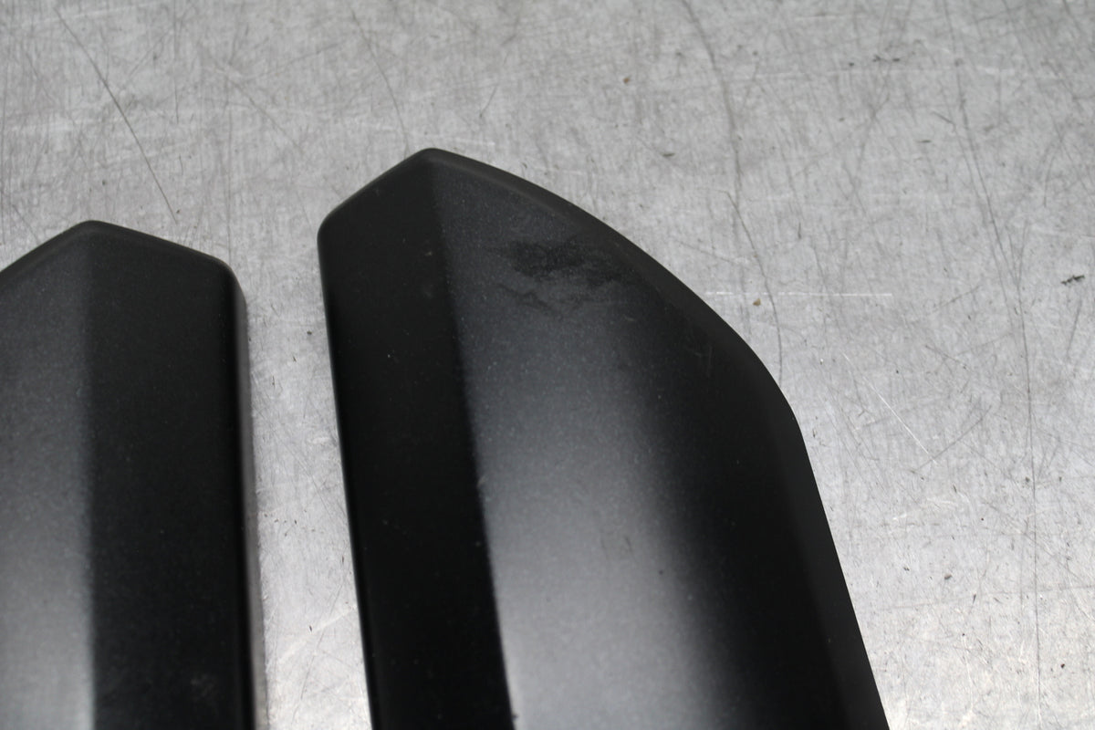 12-17 KAWASAKI ER-6N Z650 FRONT FORK GUARD COVER SET PAIR BB709