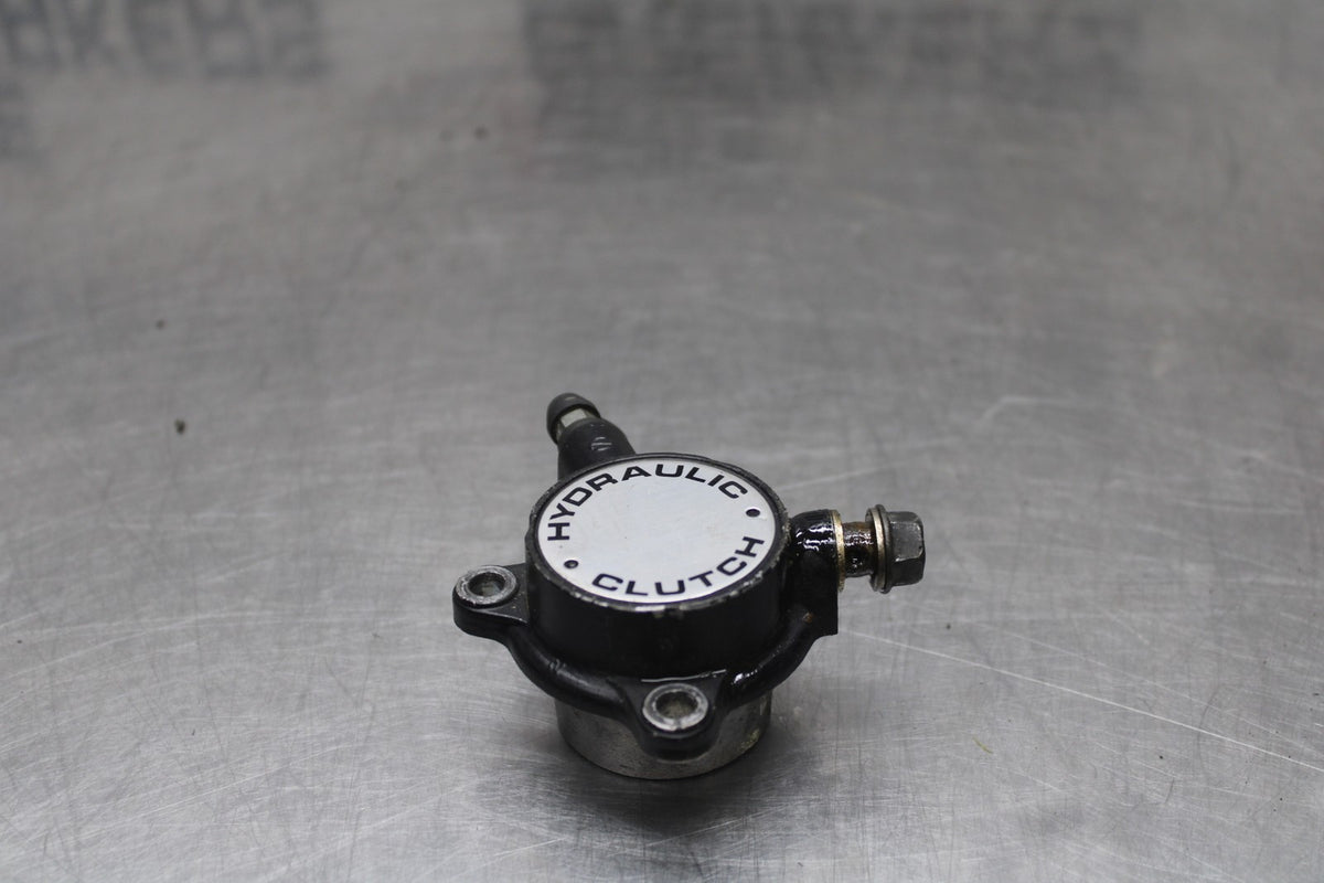 84 HONDA INTERCEPTOR 1000 VF1000F CLUTCH SLAVE PISTON CYLINDER BB878