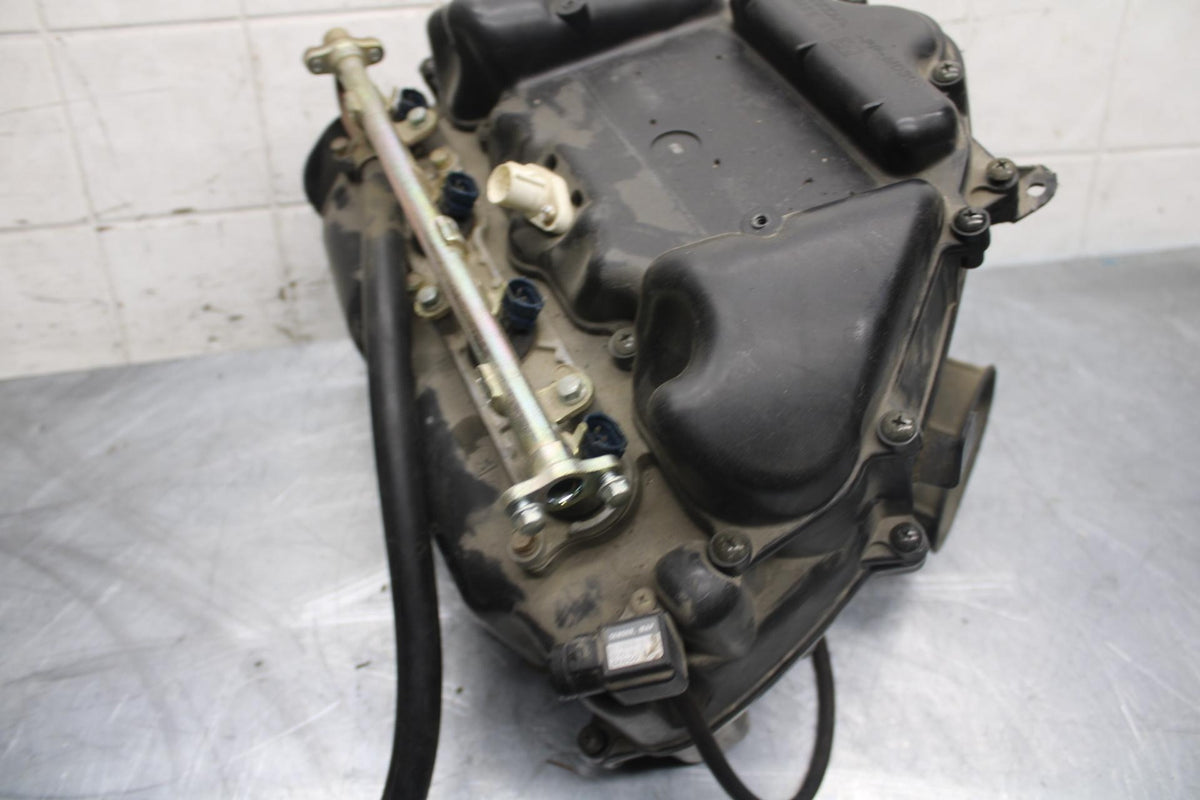 2003 Honda CBR600RR AIRBOX INTAKE FILTER BOX 17221-MEE-D00 17232-MEE-000 BB511