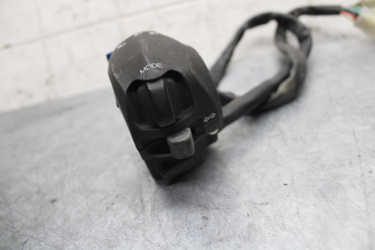 2009 Aprilia Shiver 750 SL750 LEFT CLIP ON HANDLE HORN SIGNALS SWITCH  BB506