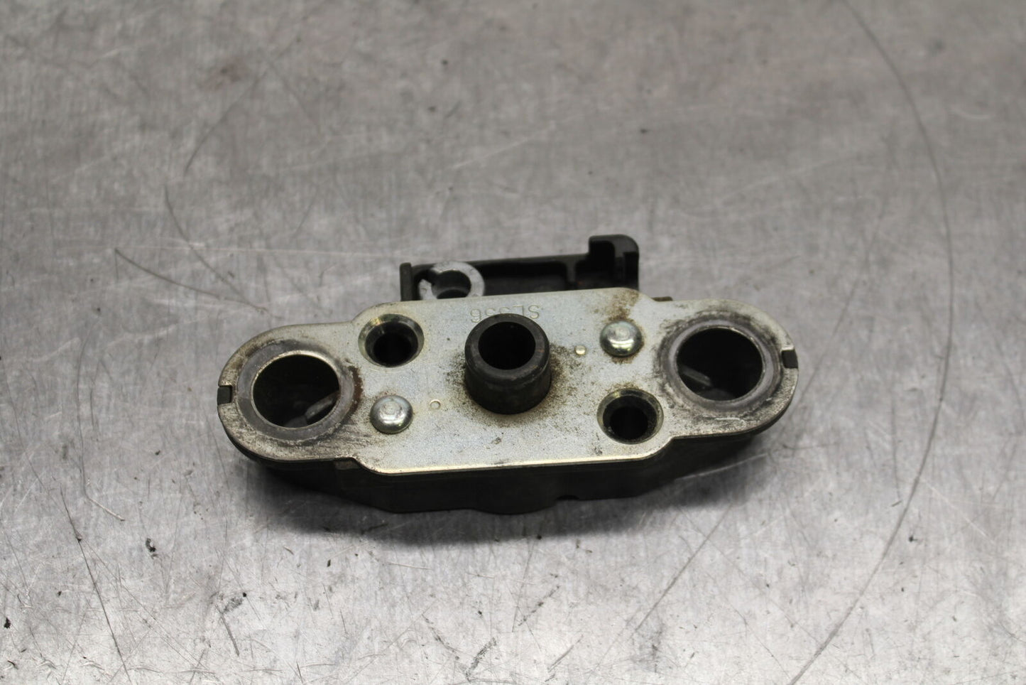 12-13 KAWASAKI Z1000 REAR PASSENGER SEAT LATCH LOCK ASSEMBLY BB743