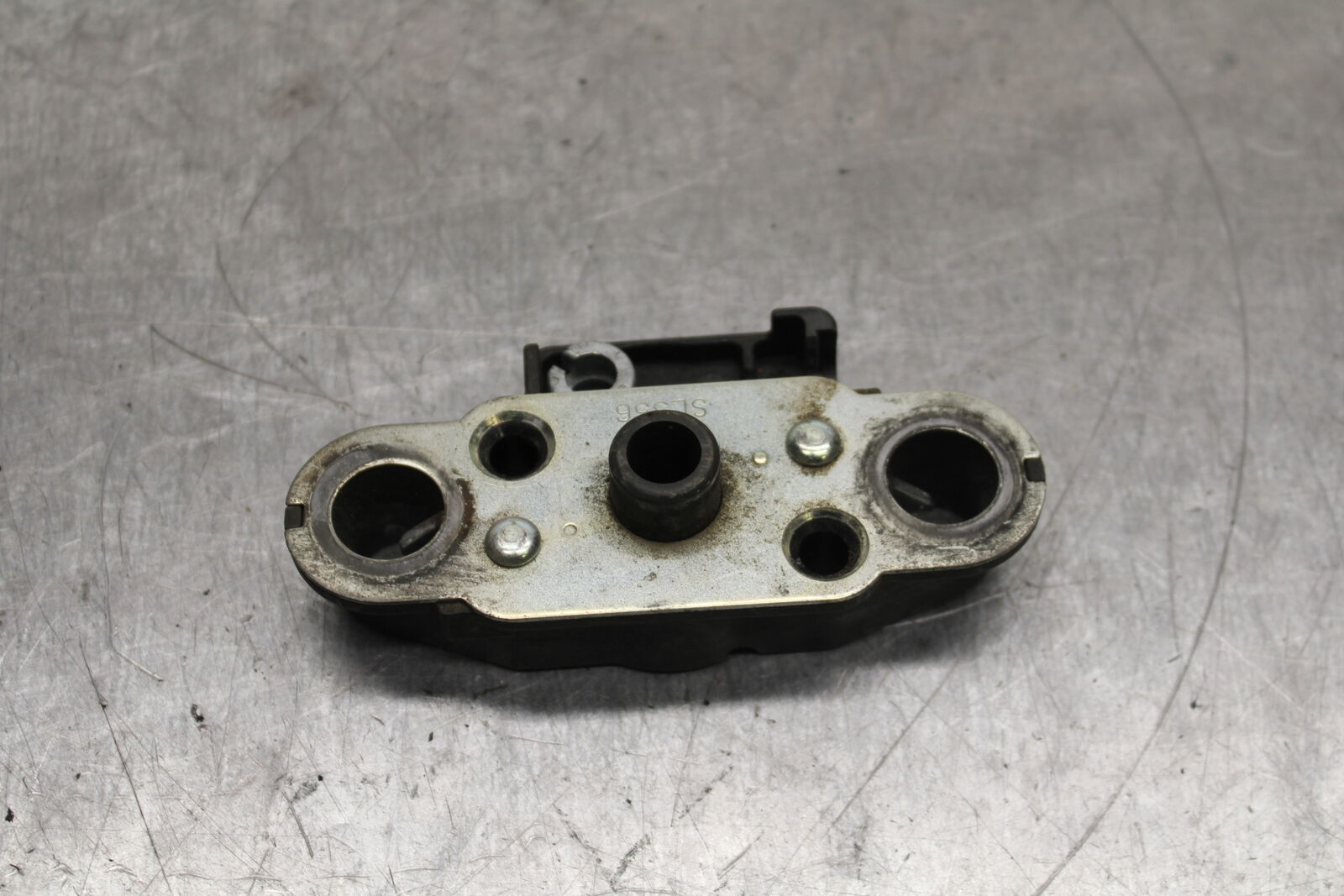 12-13 KAWASAKI Z1000 REAR PASSENGER SEAT LATCH LOCK ASSEMBLY BB743