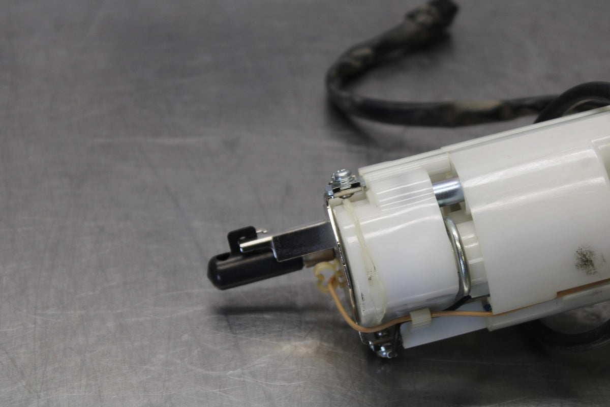 07-08 KAWASAKI NINJA ZX6R FUEL PUMP GAS PETROL SENDER UNIT BB896