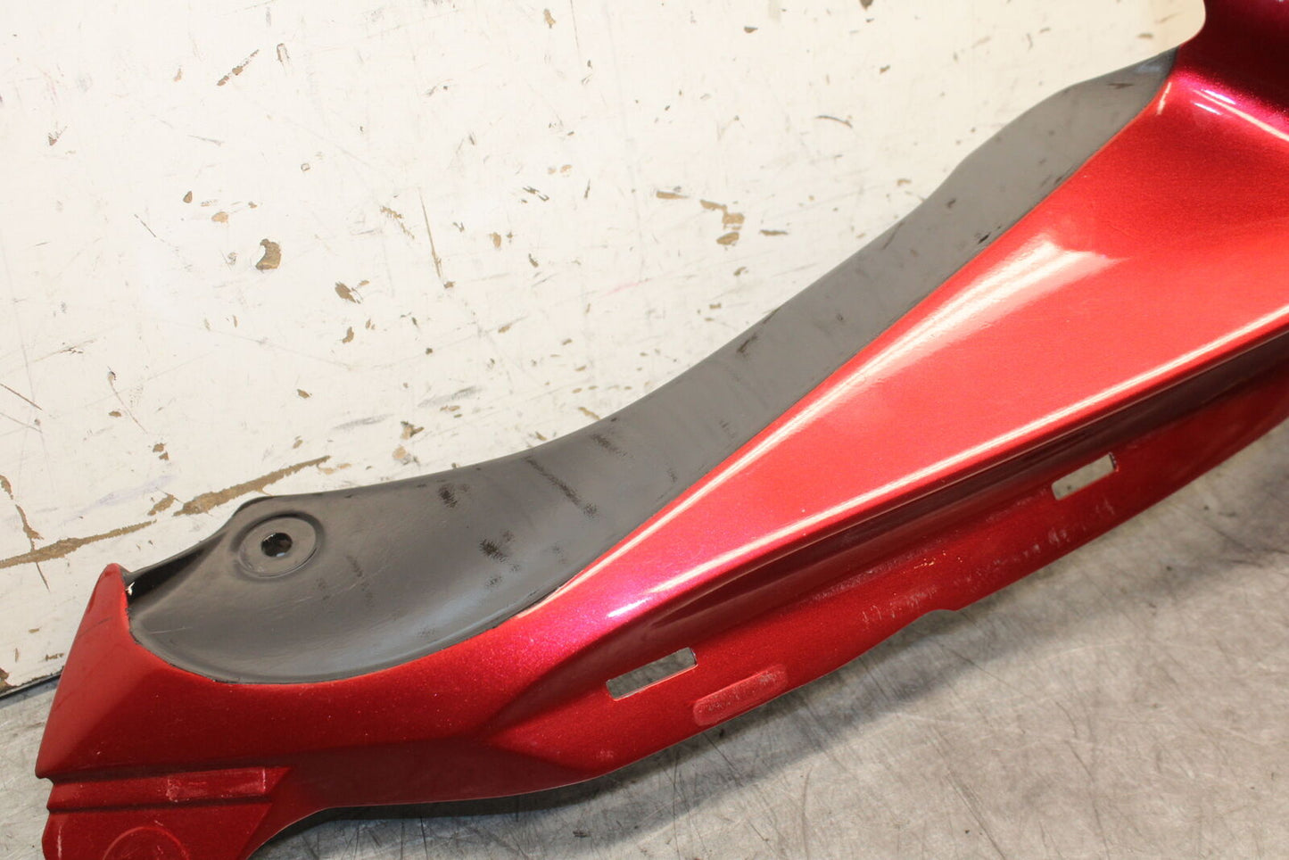 08-10 SUZUKI GSXR 600  RIGHT FRONT UPPER NOSE FAIRING COWL SHROUD BB101