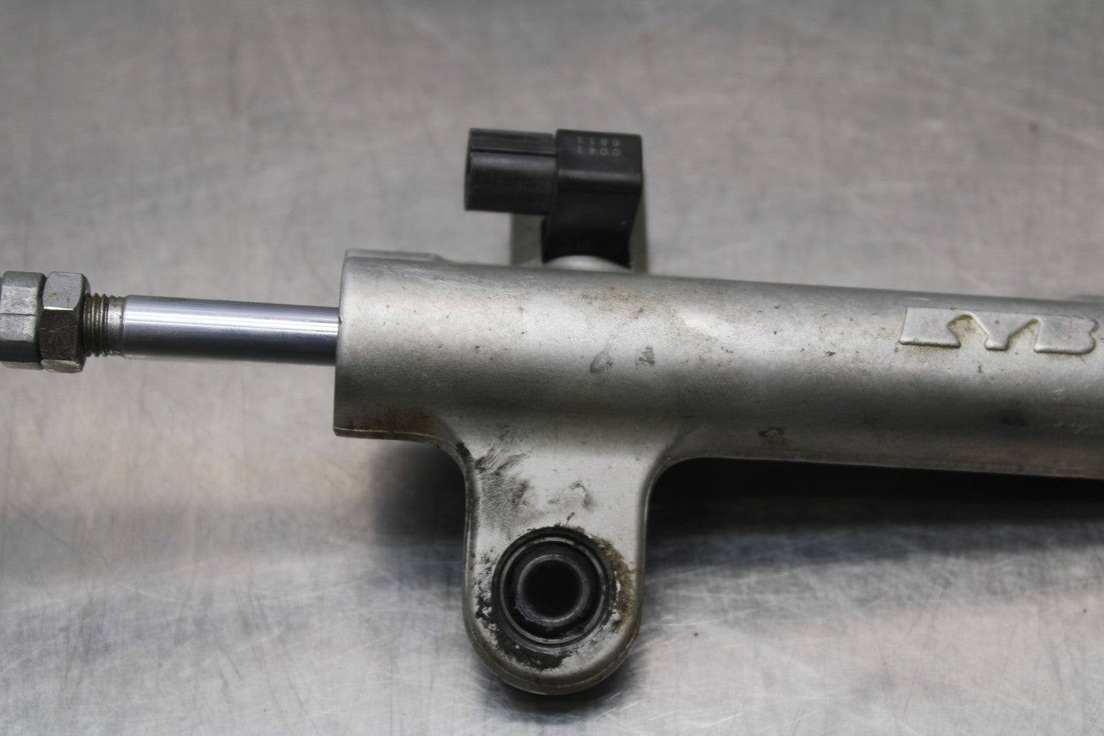 11-22 SUZUKI GSXR 600  STEERING DAMPER STABILIZER BB193