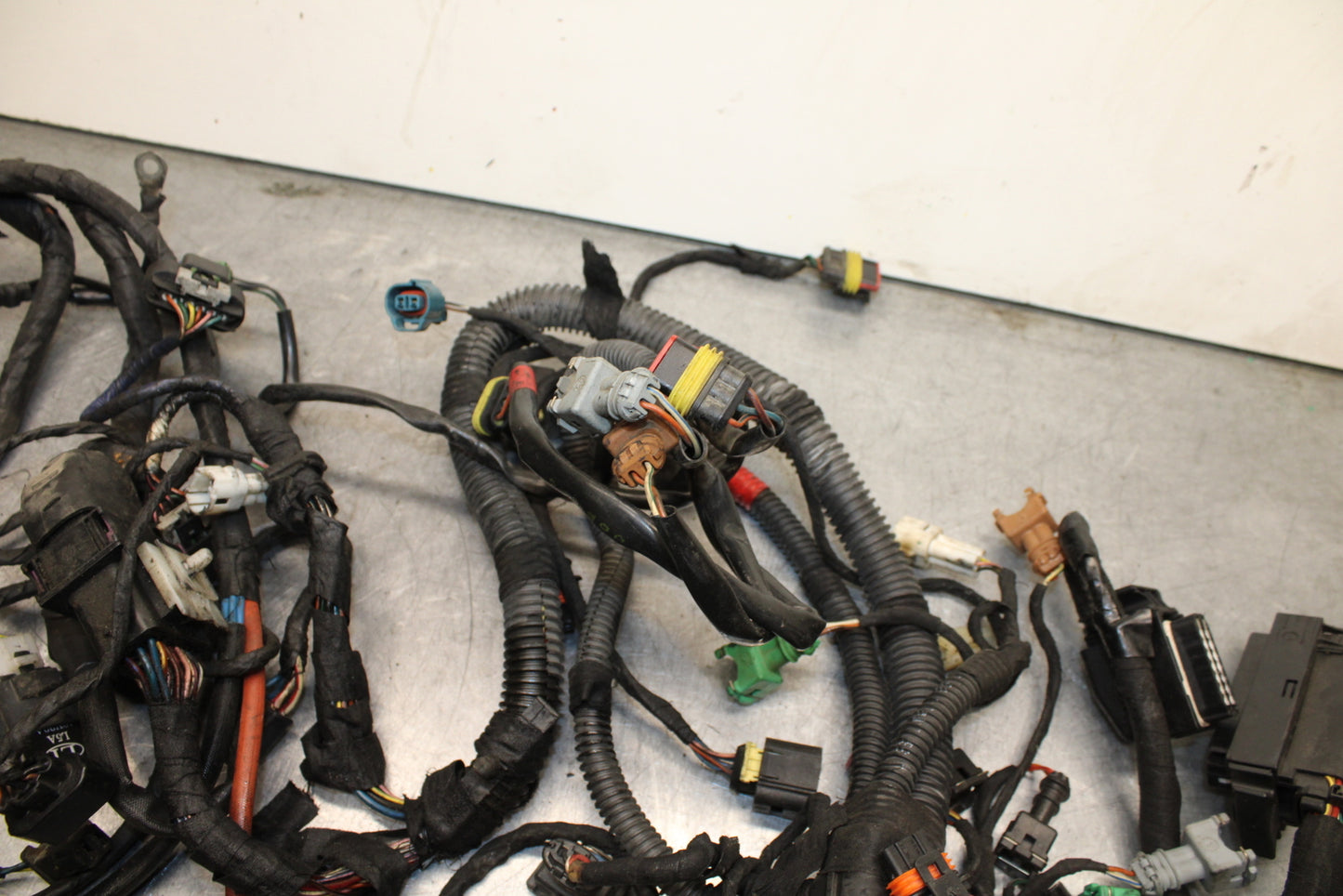 10-11 APRILIA RSV4 R MAIN ENGINE WIRING HARNESS MOTOR WIRE LOOM BB120