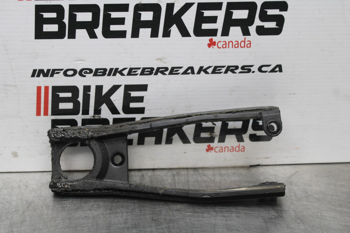 06-07 SUZUKI GSXR750 SWINGARM CHAIN BUFFER SLIDER GUIDE BB811