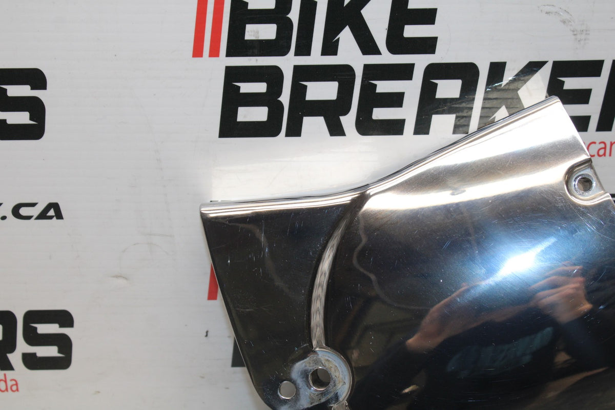 09 HARLEY-DAVIDSON SPORTSTER 1200 CUSTOM XL1200C ENGINE SPROCKET COVER BB776