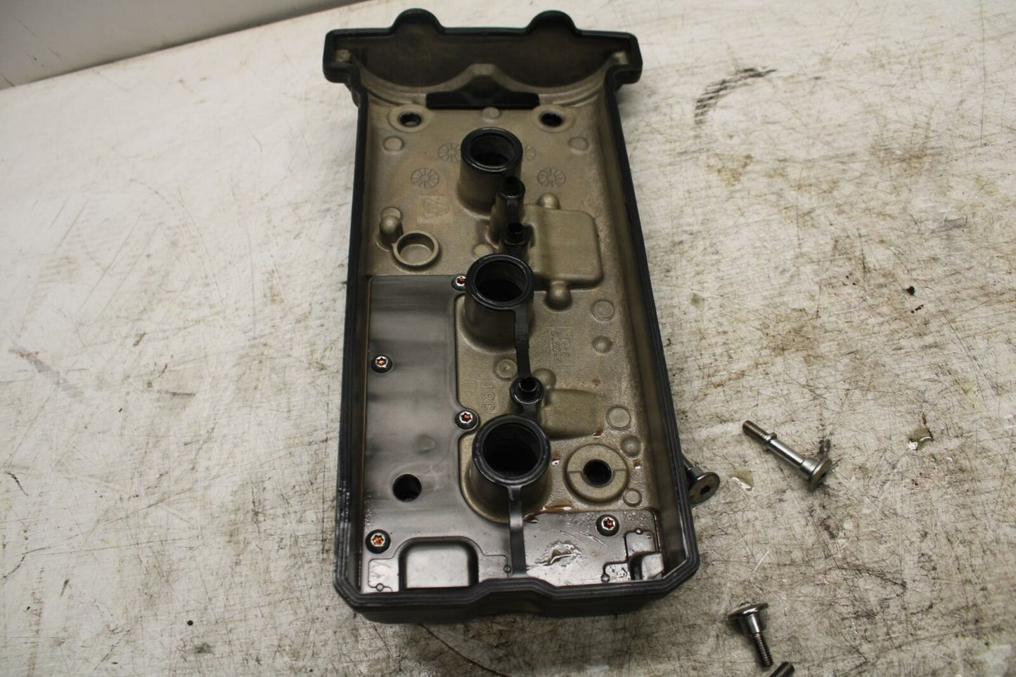 16-21 YAMAHA XSR900 ENGINE TOP END CYLINDER HEAD COVER BB370