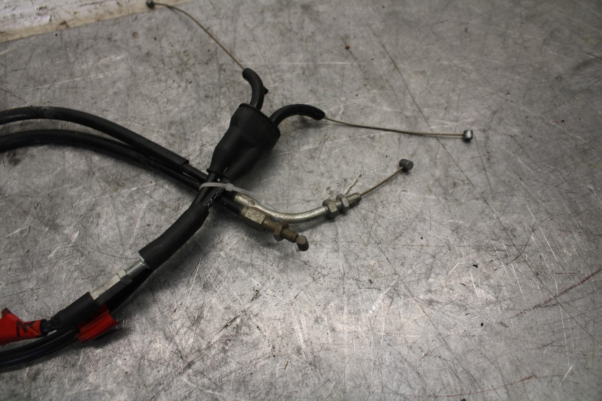 2003 Yamaha YZF R1 THROTTLE CABLES LINES 5PW-26302-00-00 BB50