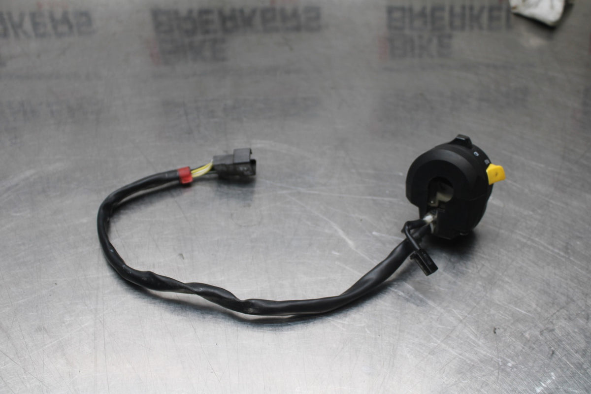 15 SUZUKI GW250F LEFT CLIP ON HANDLE HORN SIGNALS SWITCH SWITCHES BB789