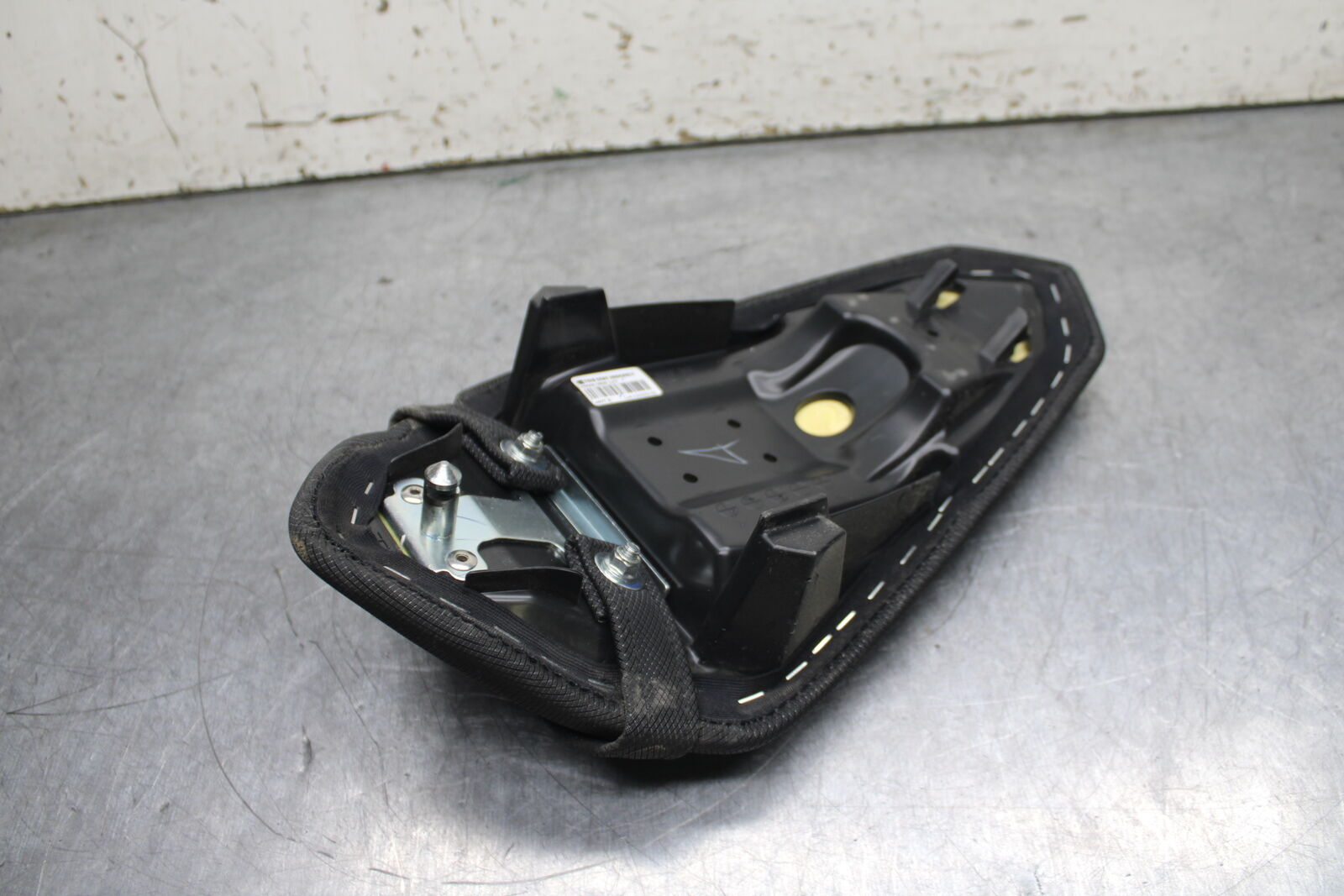 18-23 KAWASAKI NINJA 400 EX400 ABS REAR BACK PASSENGER SEAT PAD SADDLE  BB747
