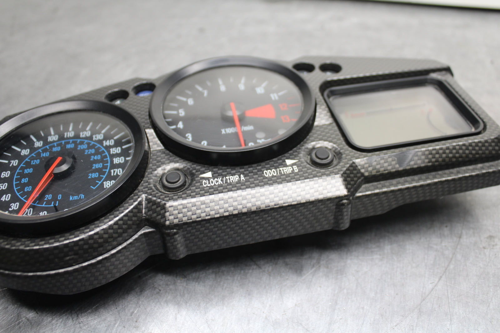 00-05 KAWASAKI NINJA ZX12R SPEEDO TACH GAUGES DISPLAY CLUSTER SPEEDOMETER BB121