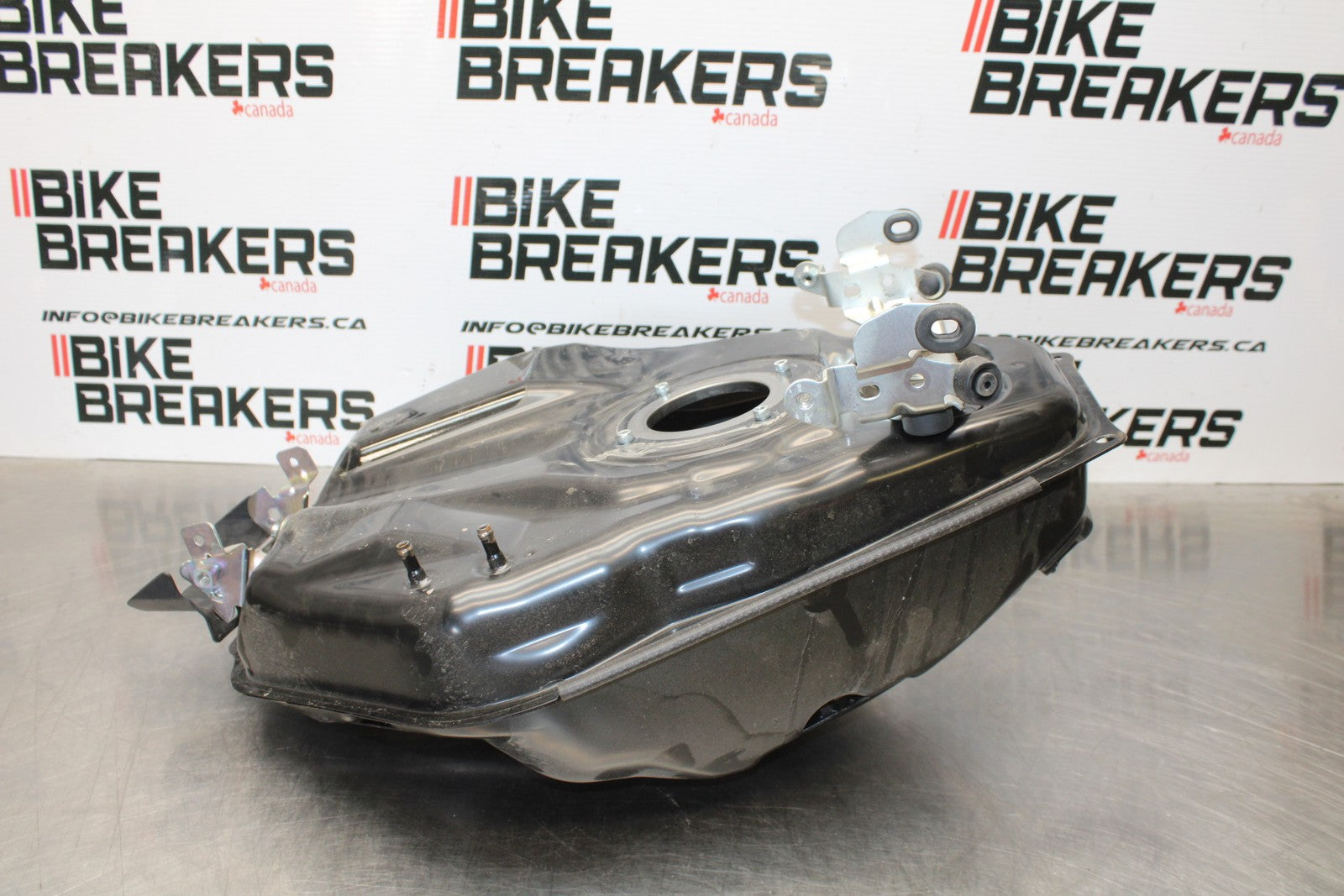 22-25 YAMAHA YZF R7 GAS TANK FUEL CELL PETROL RESERVOIR BB176