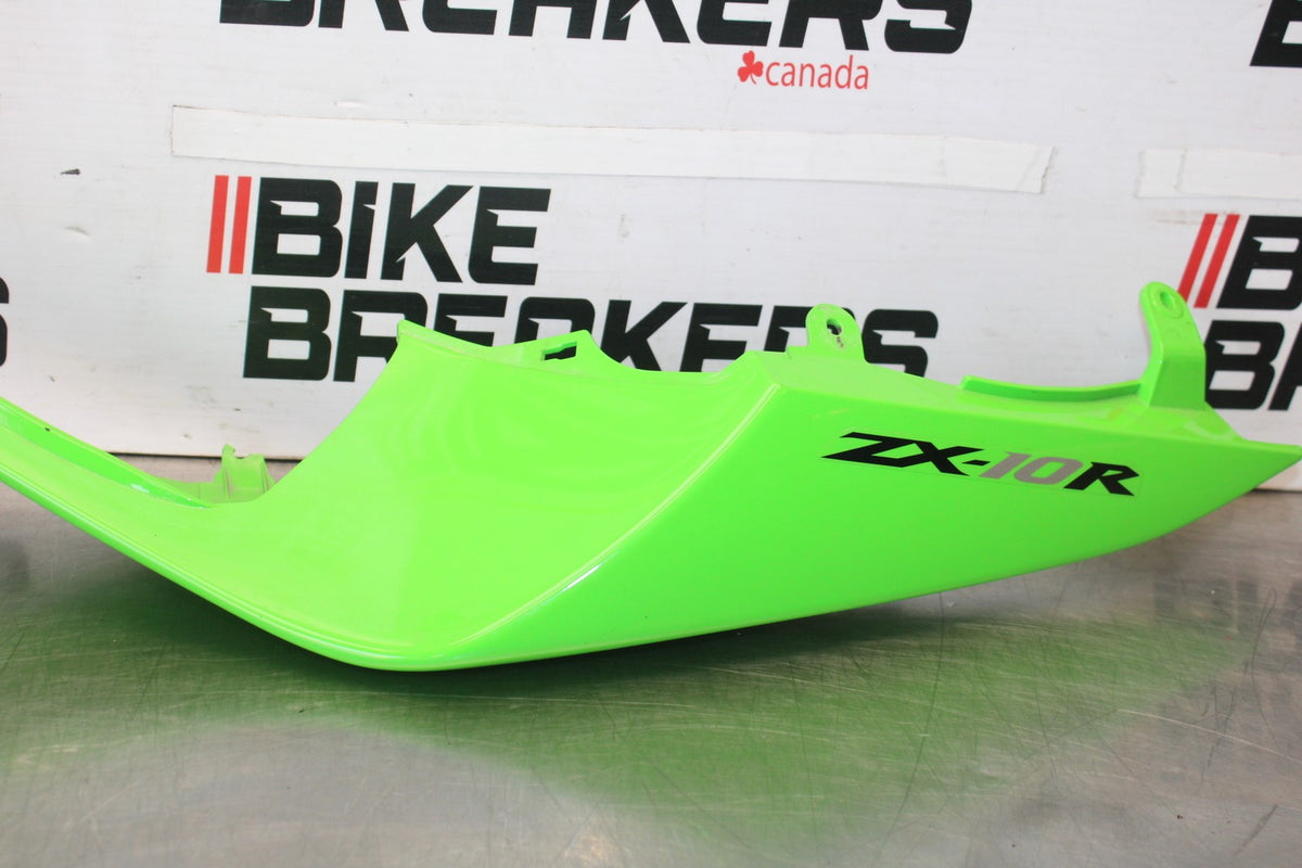 08 KAWASAKI NINJA ZX10R LEFT REAR BACK TAIL FAIRING COWL SHROUD BB902