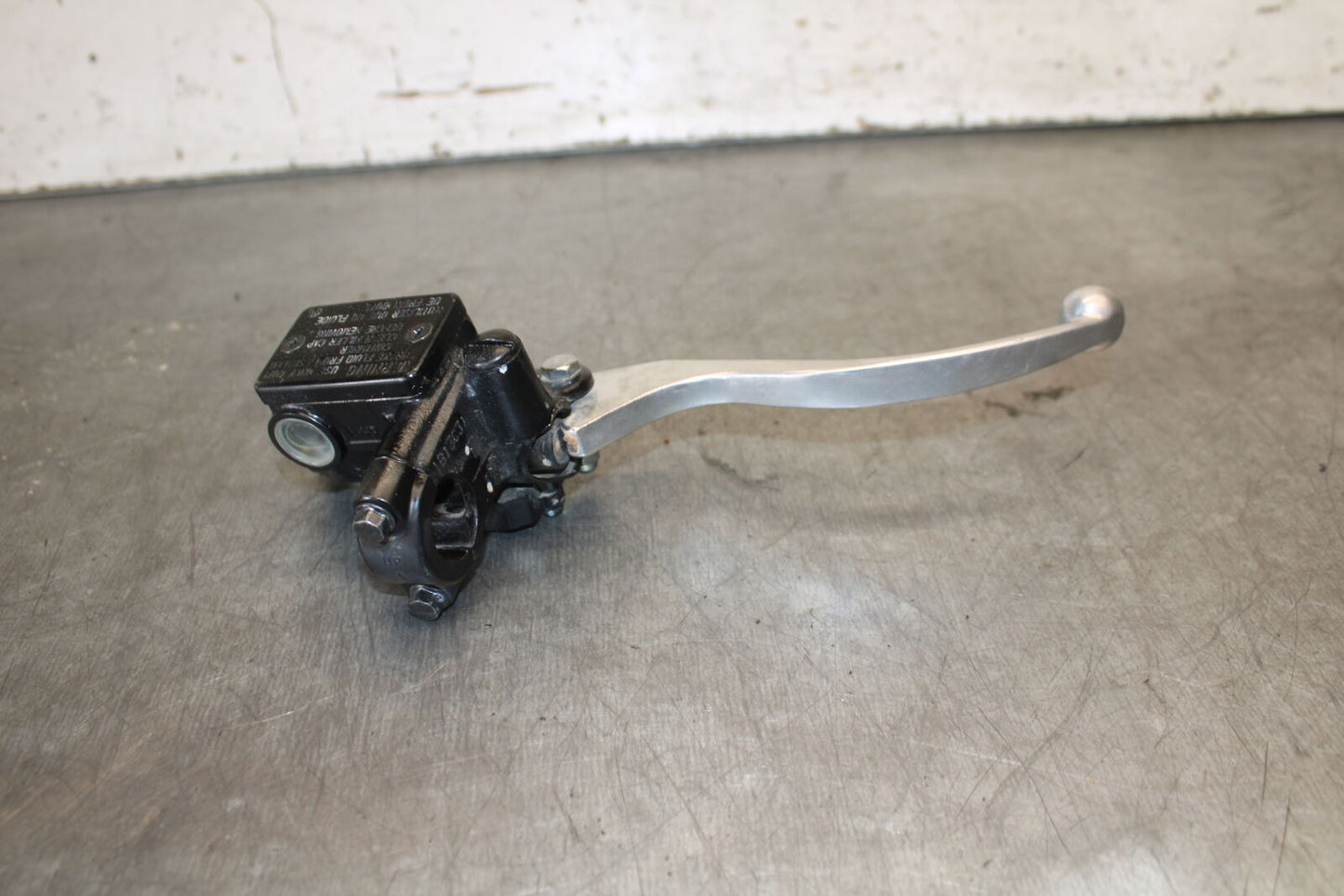 13-15 HONDA CBR500R FRONT BRAKE MASTER CYLINDER w/ LEVER 45510-MGZ-305 BB704