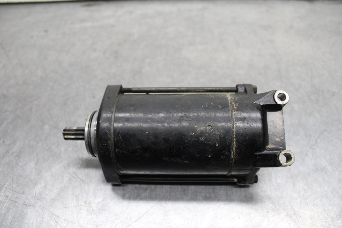 03-08 KAWASAKI VULCAN 1600 ENGINE STARTING STARTER MOTOR -DC 12V BB123