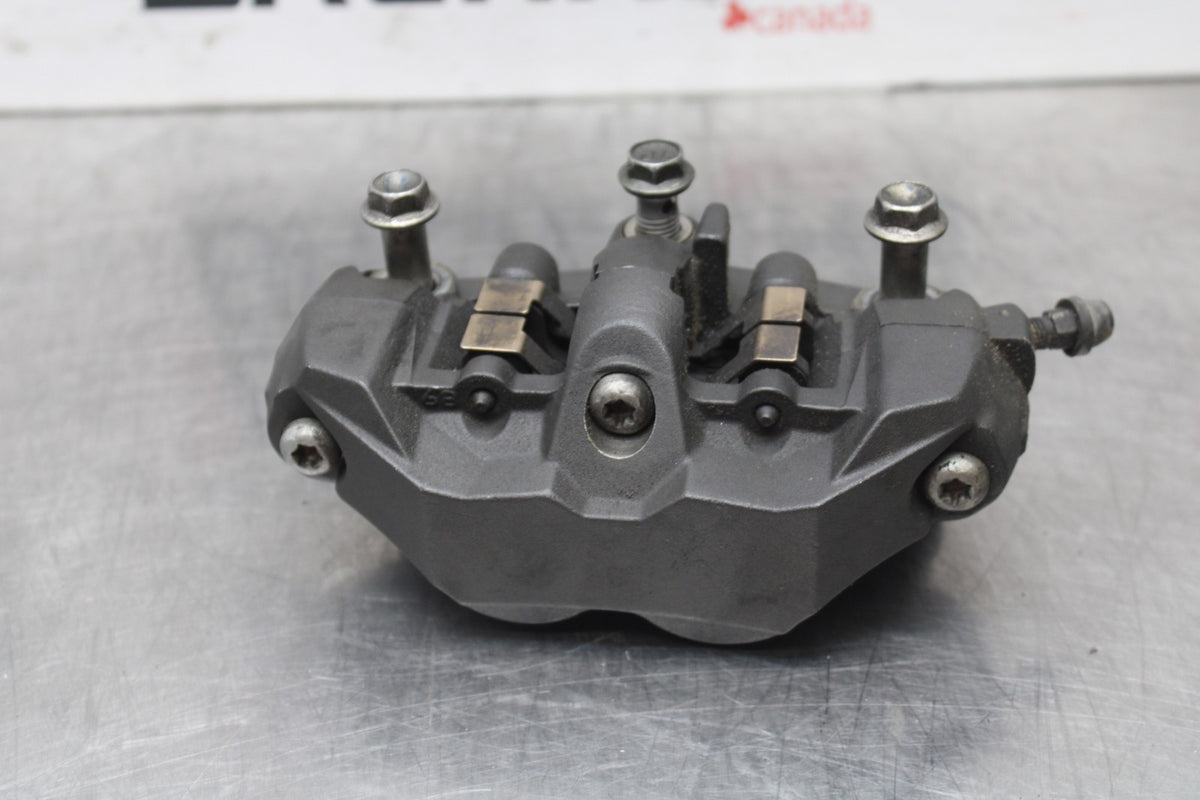 06-07 SUZUKI GSXR 600 RIGHT LEFT FRONT BRAKE CALIPER SET PAIR CALIPERS BB820