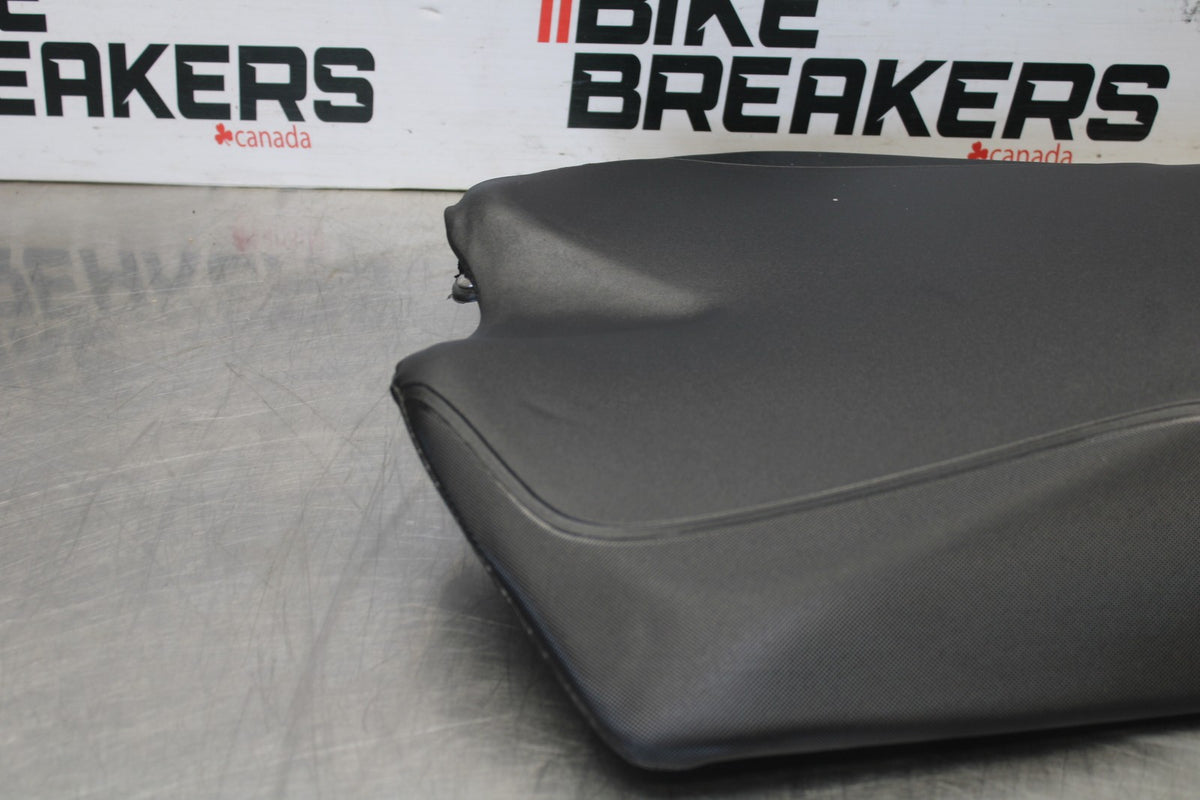 16 APRILIA TUONO V4 1100 FRONT DRIVERS SEAT PAD SADDLE PILLION BB905