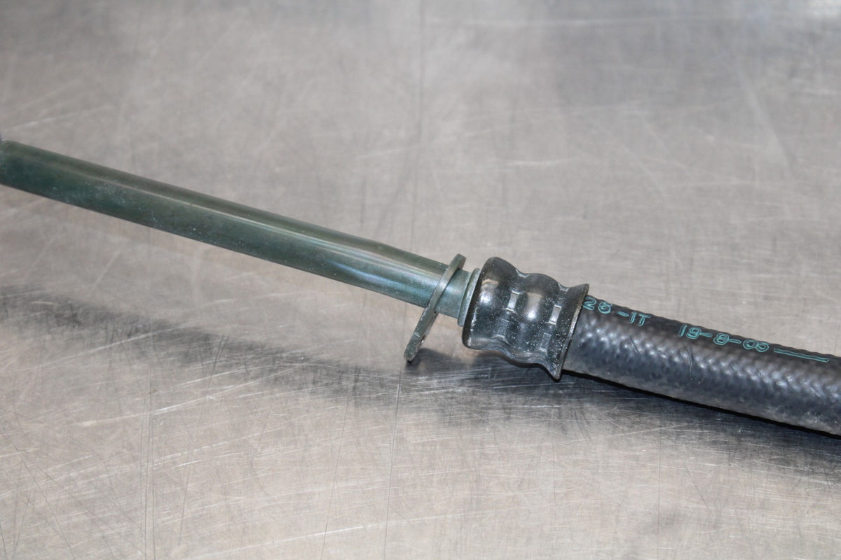 05-06 VICTORY KINGPIN DELUXE ENGINE MOTOR OIL COOLER HOSE  BB195