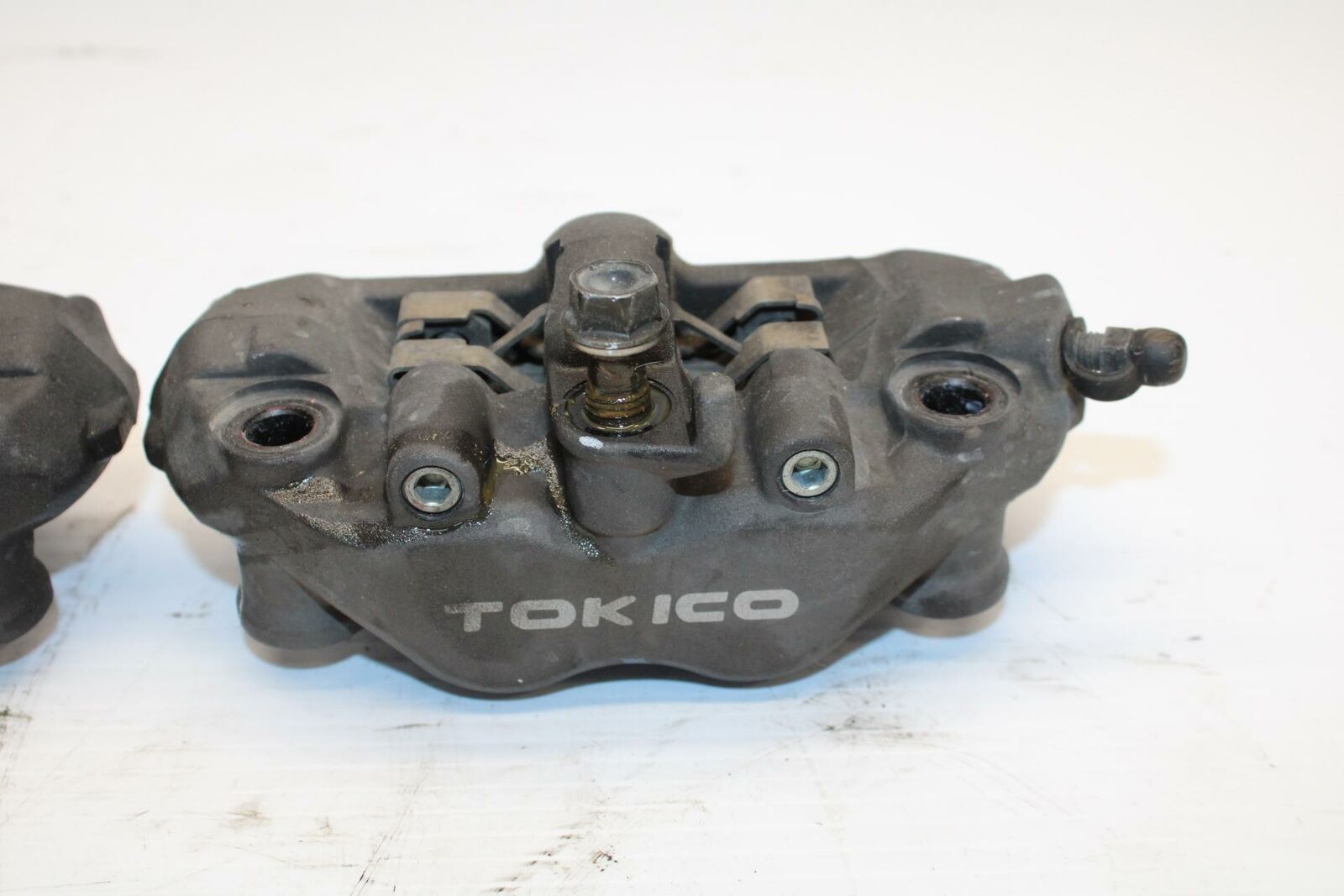 04-05 HONDA CBR1000RR RIGHT LEFT FRONT BRAKE CALIPER SET PAIR CALIPERS BB242
