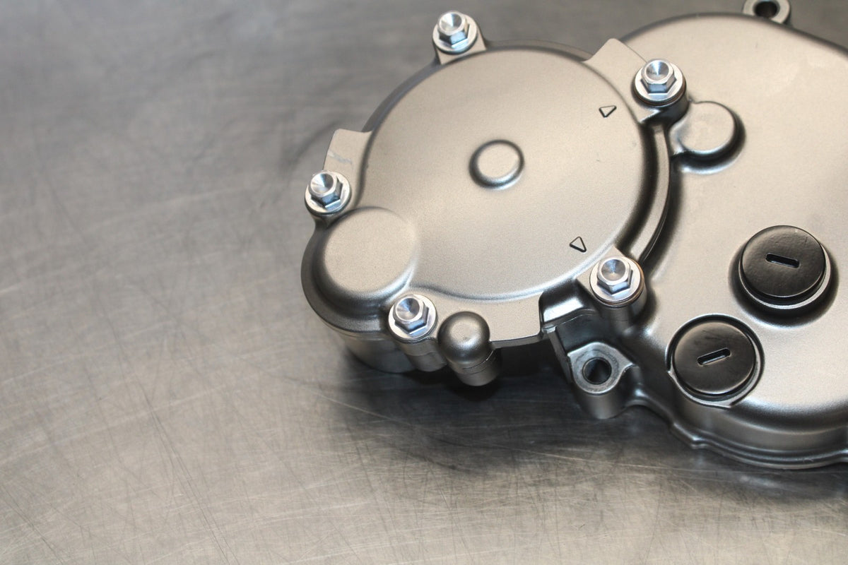20-22 KAWASAKI NINJA ZX6R ENGINE MOTOR TIMING CHAIN COVER BB884