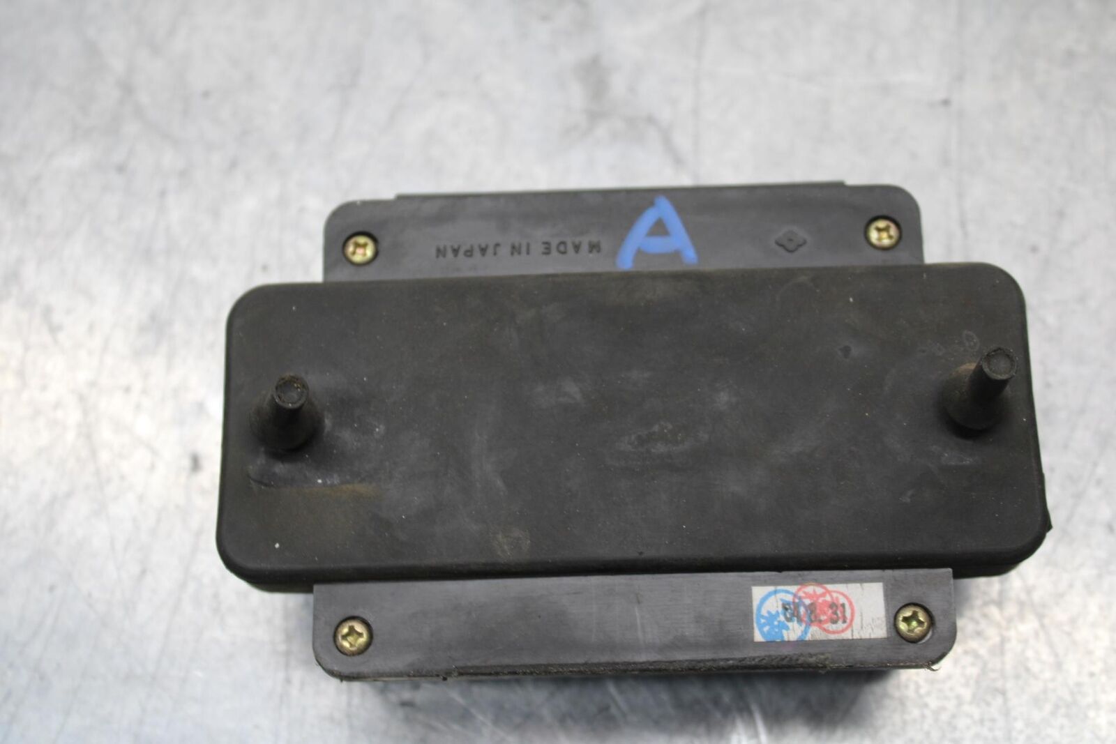 2005 Kawasaki Vulcan 1500 VN1500N Classic FUSE RELAY JUNCTION BOX A & B BB576