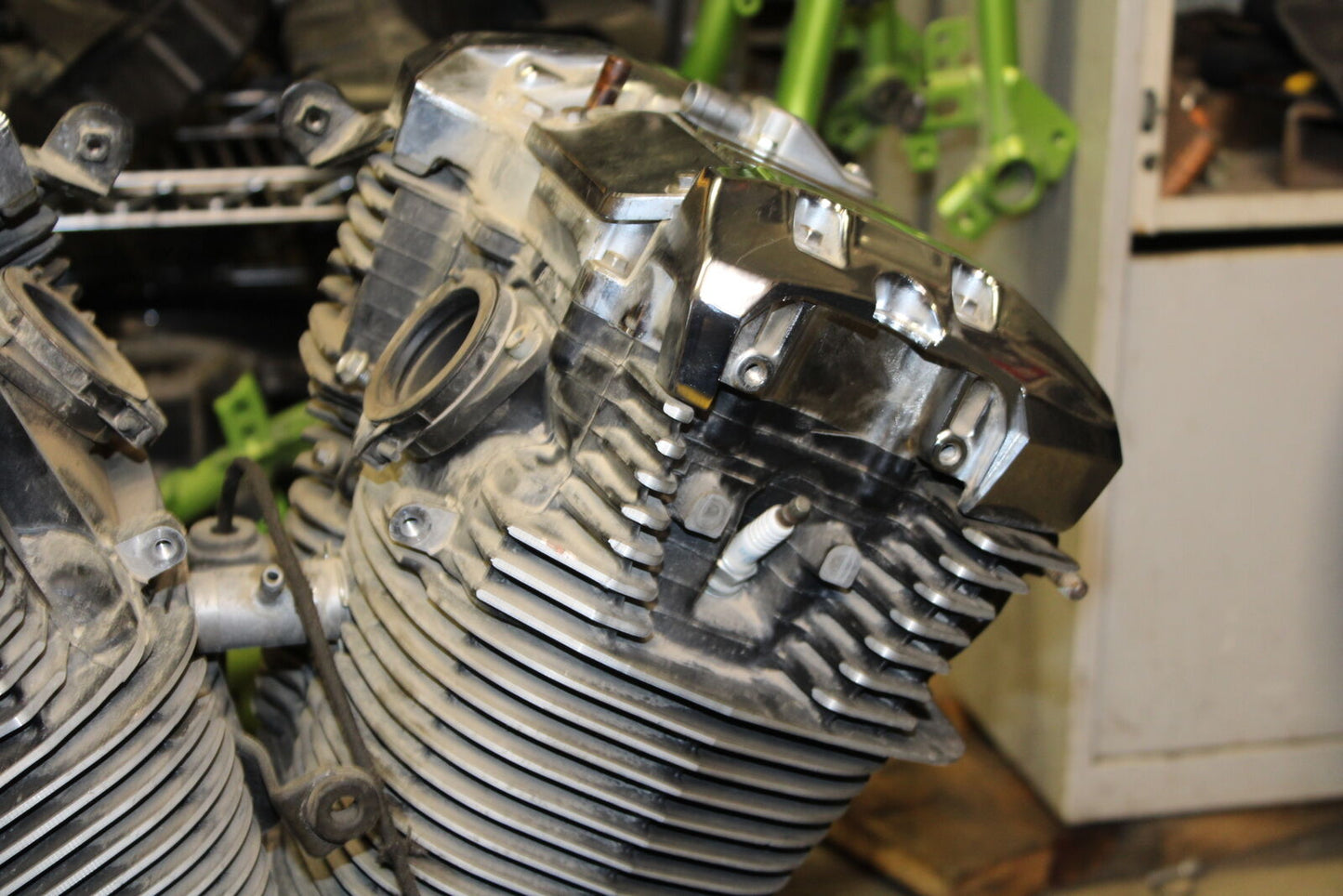 05-07 HONDA VTX1800F2 ENGINE MOTOR BB351