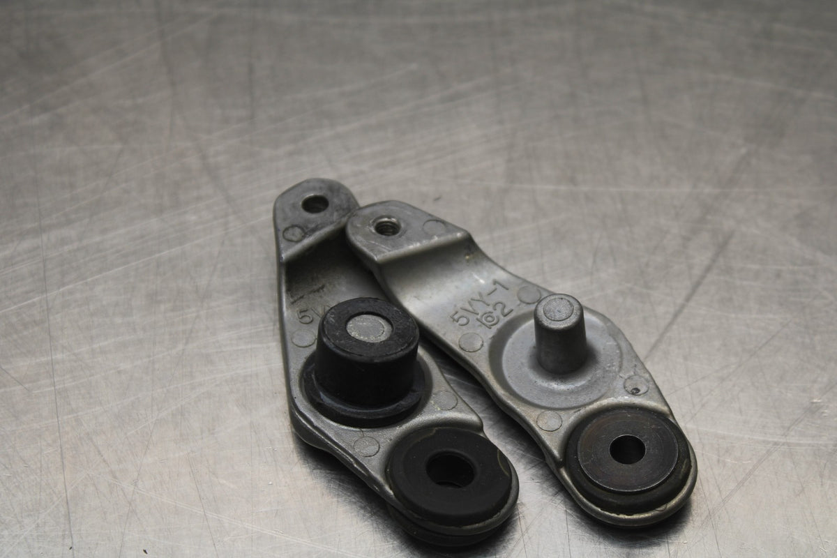 08-16 YAMAHA YZF R6 FRONT GAS TANK BRACKET MOUNT BB856