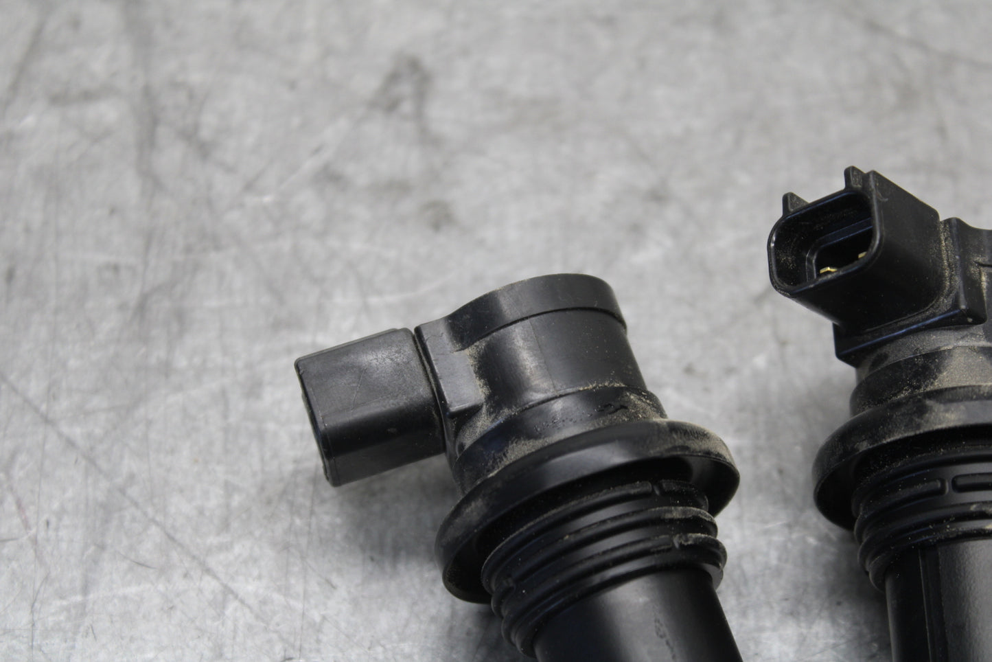 22-24 YAMAHA XSR900 IGNITION COILS COIL SPARK PLUG CAPS  BB683