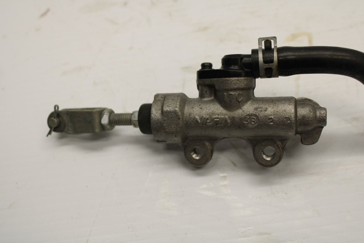 13-16 SUZUKI BANDIT 1250S ABS REAR BACK BRAKE MASTER CYLINDER W RESERVOIR BB238