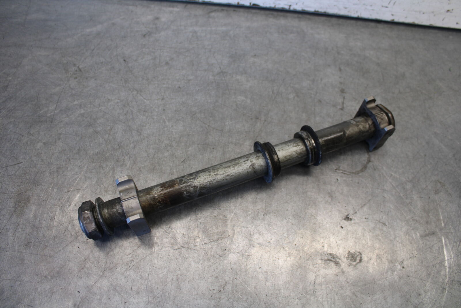 07-12 HONDA CBR600RR REAR AXLE BACK WHEEL RIM PIVOT BOLT AXEL BB672