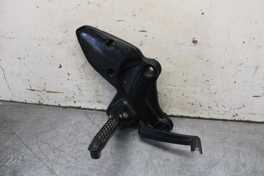 17-24 SUZUKI SV650 RIGHT REARSET REAR SET DRIVER FOOT PEG REST STOP BB706