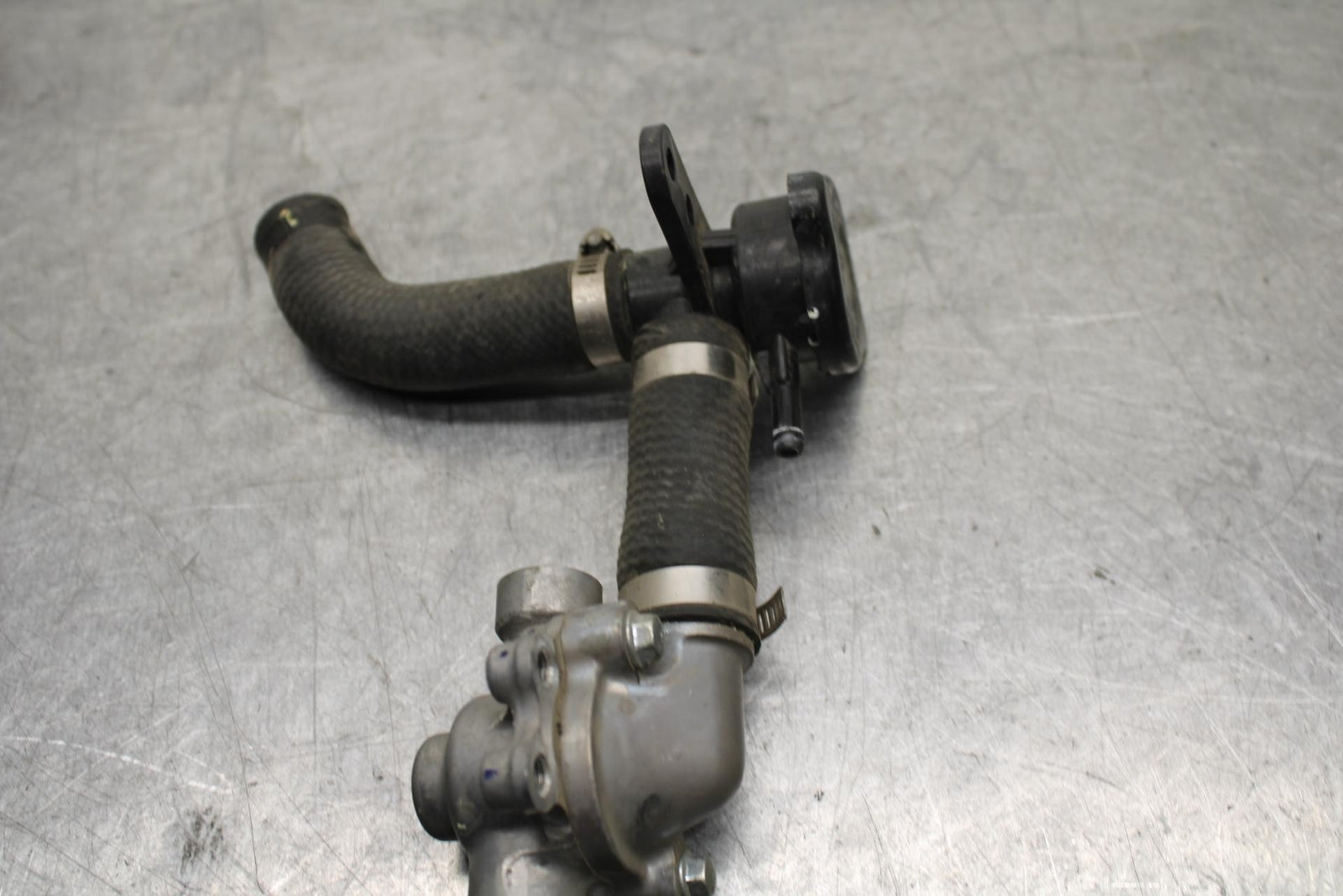 15-16 KAWASAKI EX300 THERMOSTAT ENGINE COOLANT WITH HOUSING BB635