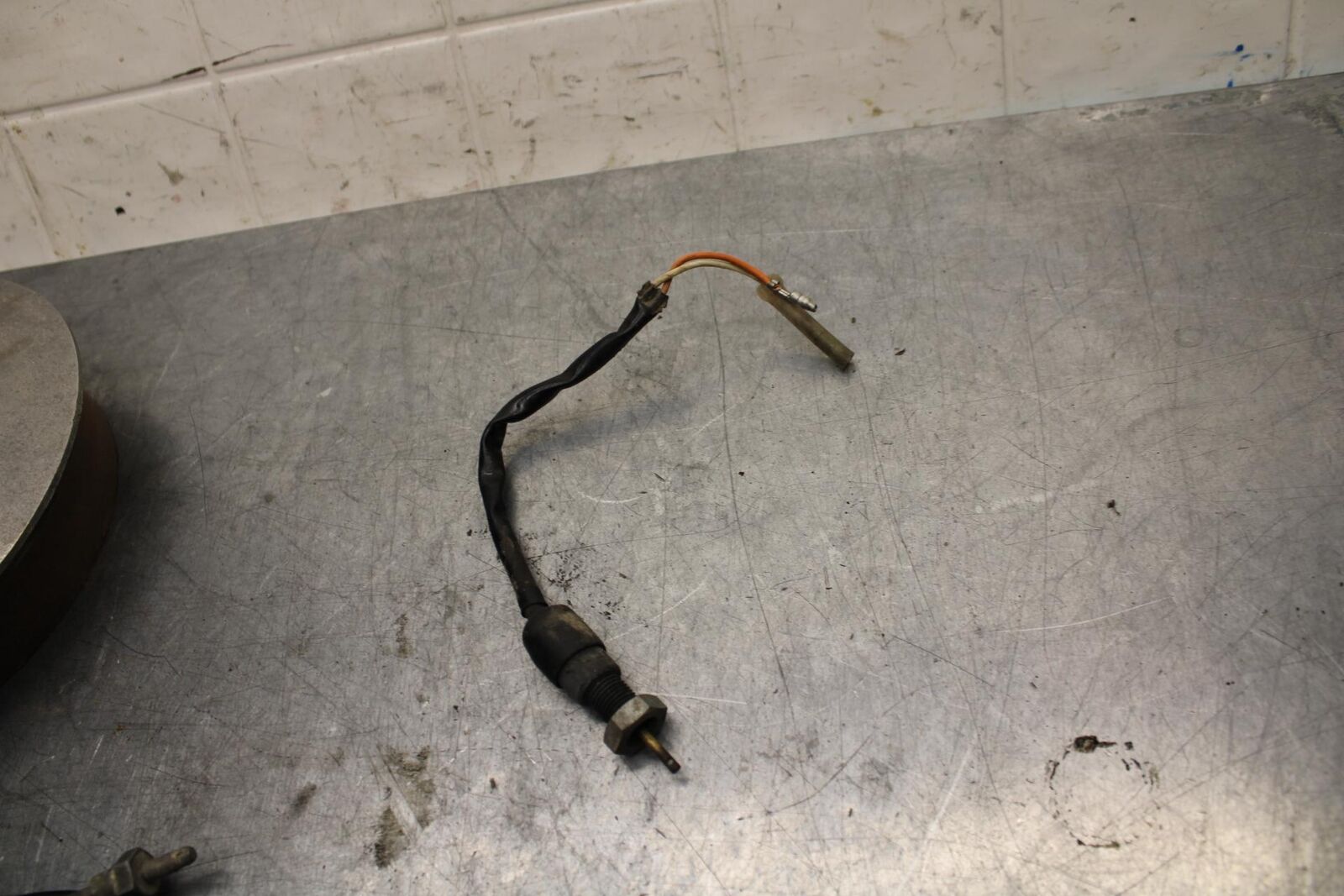 75 SUZUKI GT 550 REAR BRAKE HUB BB72