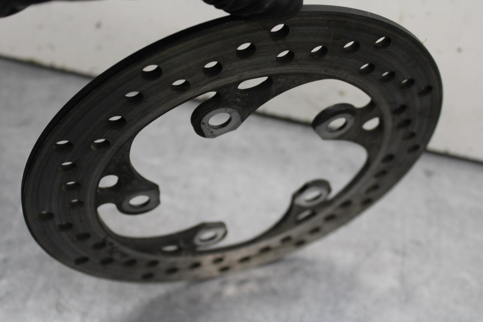 2011 Suzuki GSXR600 REAR ROTOR BACK BRAKE DISC 69211-18G00 BB94