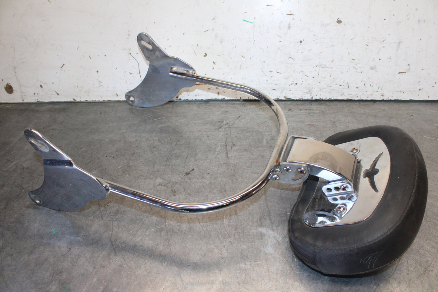 05-06 YAMAHA ROYAL STAR BACK REST SISSY BAR BB697